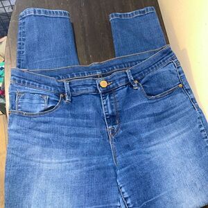 BDG midrise skinny jeans size 32W